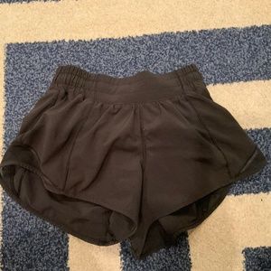 Lulu hotty hot shorts 2.5